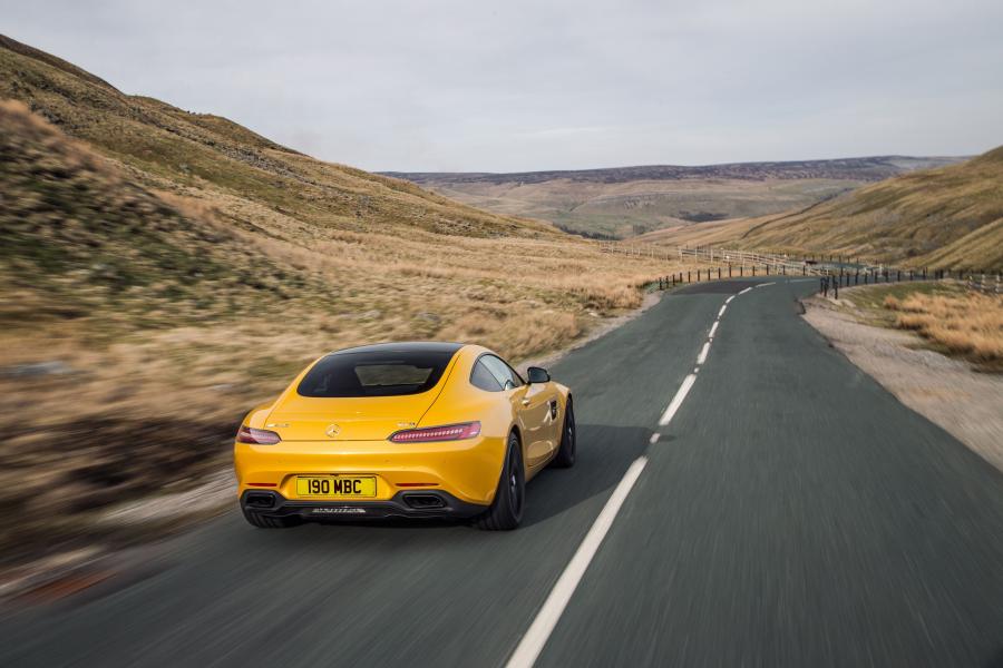  Mercedes-AMG GT S 2015 года  (UK) (фото 9 из 30)